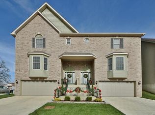 5727 Parc Ridge Way, Saint louis, MO 63139