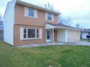9123 Burr Oak Dr, Fort Wayne, IN 46819