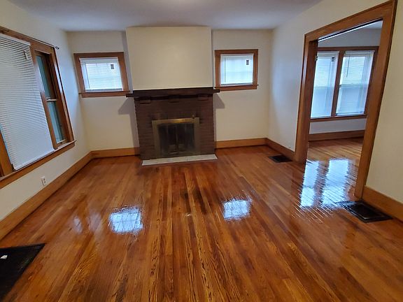 3rd image of 303 Laforte Ave