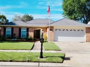 66 Granada Dr, Kenner, LA 70065