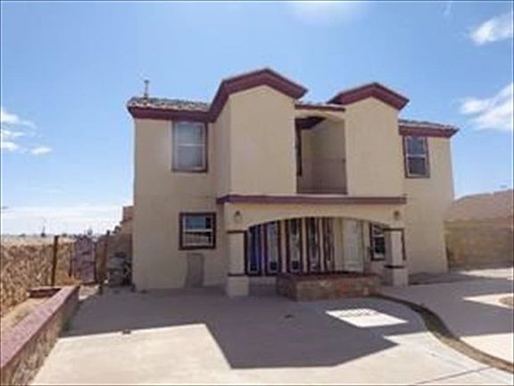 2nd image of 805 Paseo Del Monte Pl