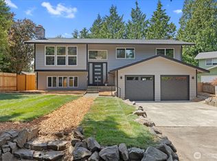 24316 91st Ave W, Edmonds, WA 98026