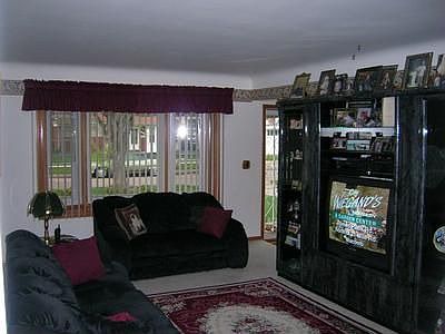 2nd image of 27432 Wagner Dr