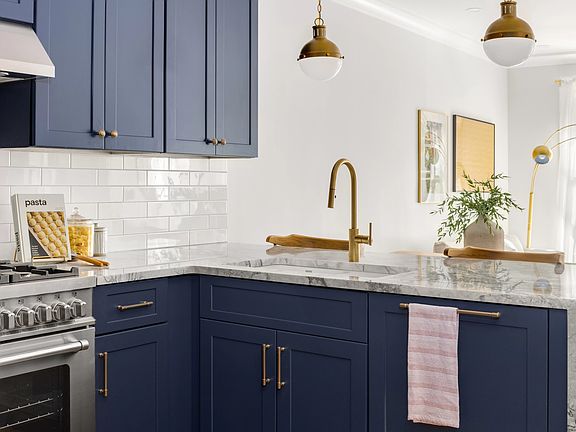 3rd image of 23 Wyckoff St #2