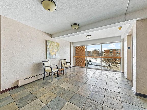 2nd image of 2201 S Stewart Ave APT 4M