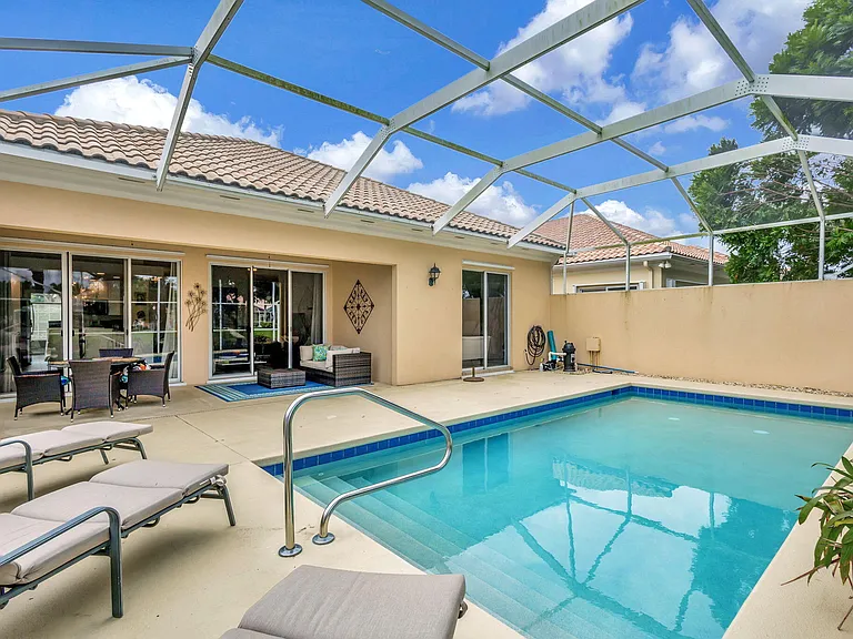 8241 Tobago Ln — Photo 44