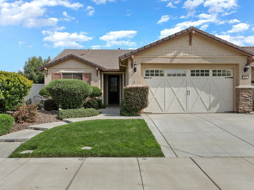 1st image of 2692 Bellchase Dr