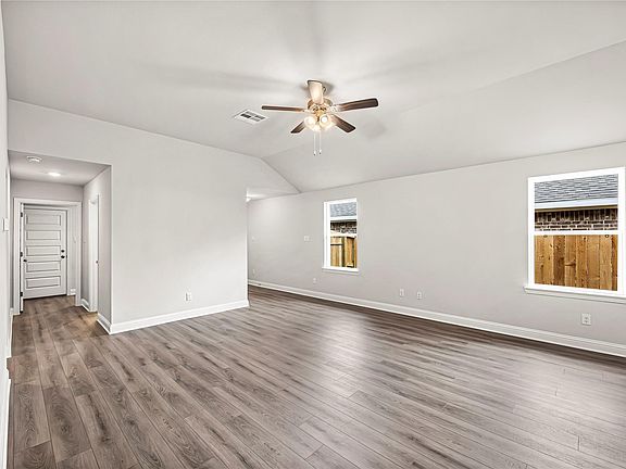 2nd image of 4402 W Bayou Maison Cir