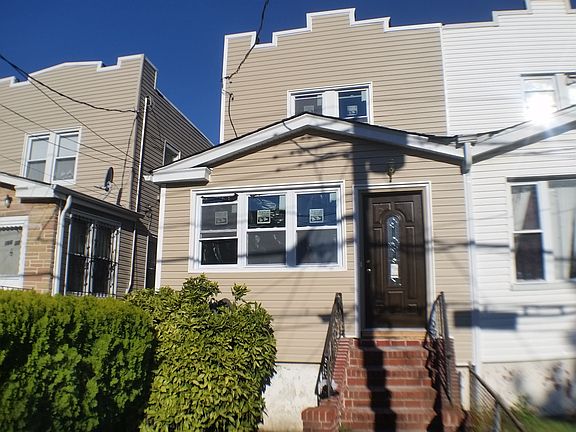 5th image of 16609 111th Ave