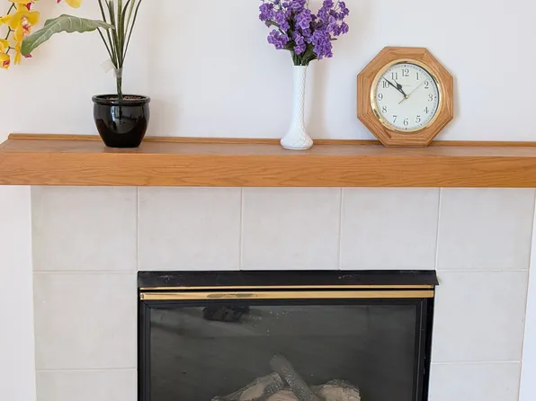 7877 Harvest Ln #1, Chanhassen, MN 55317