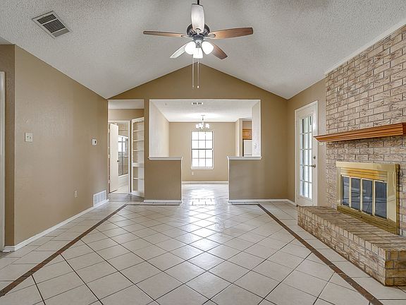 5th image of 9020 Wessex Ct