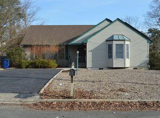 120 Equinox Rd, Manahawkin, NJ 08050