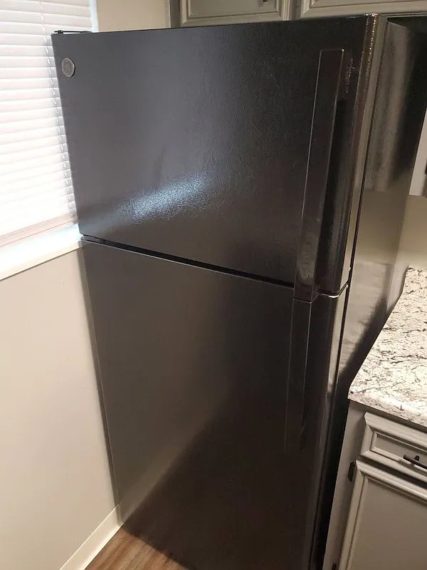 Stratford East Apartments — Photo 4