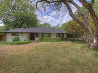 4136 S Columbia Ave, Tulsa, OK 74105