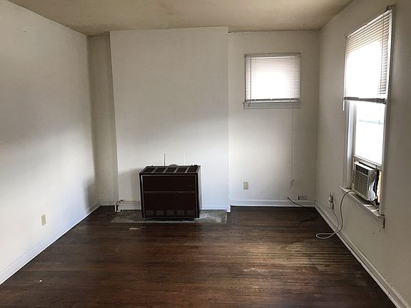 5th image of 602 Randolph St APT B