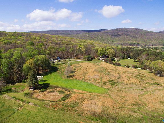 3rd image of Dug Hill Rd