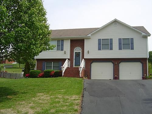 1st image of 2412 Olde Salem Dr