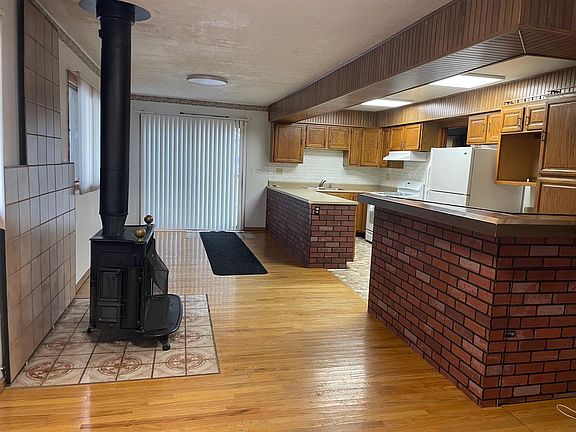 5th image of 24676 W Norelius Ave