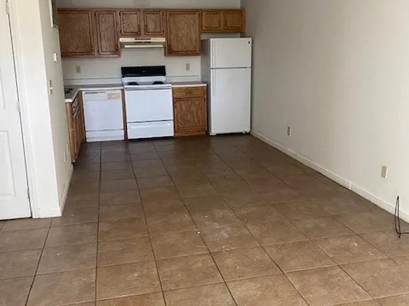 512 S Beveridge St, Carbondale, IL