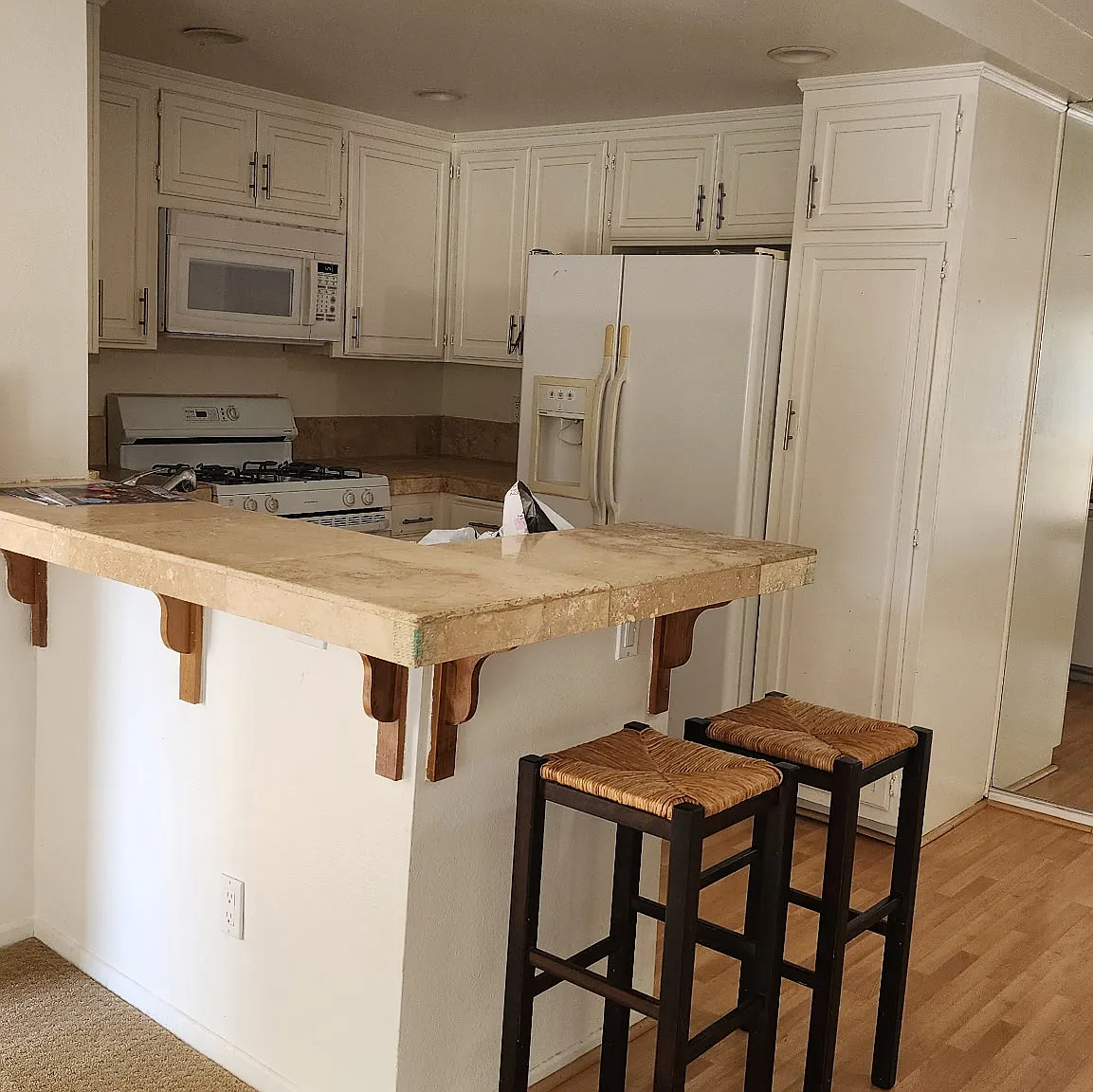 2 bed, 930 sqft, $2,800 — Photo 4