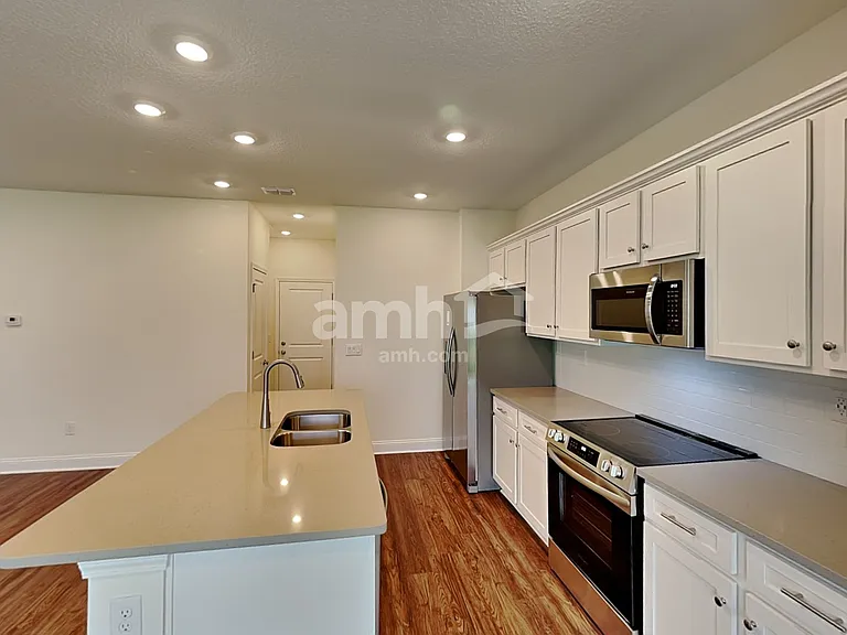 194 Onate Cir — Photo 3