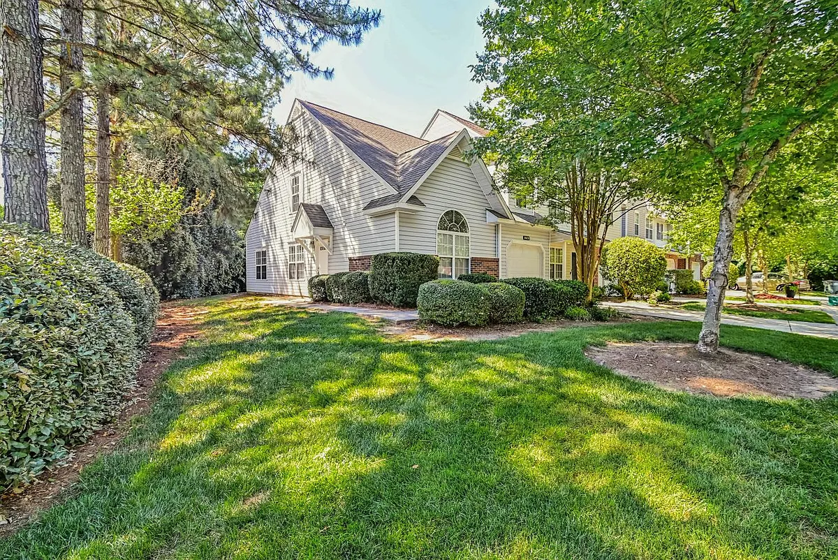 Building Photo - 10630 Sleigh Bell Ln