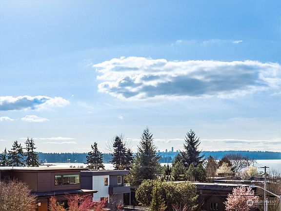 5th image of 10214 NE 62nd Street #10214
