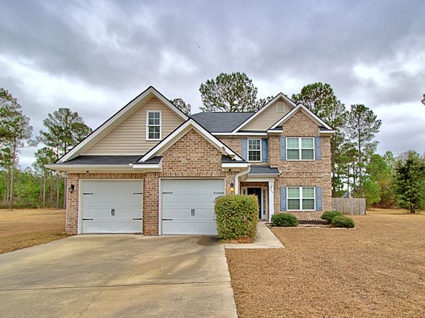 206 Brandywine Ct NE