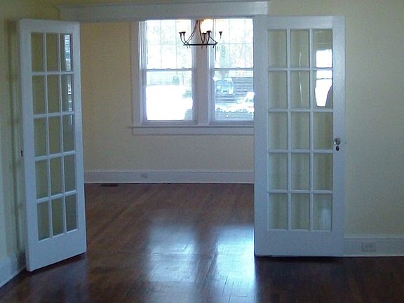 4th image of 3616 County St
