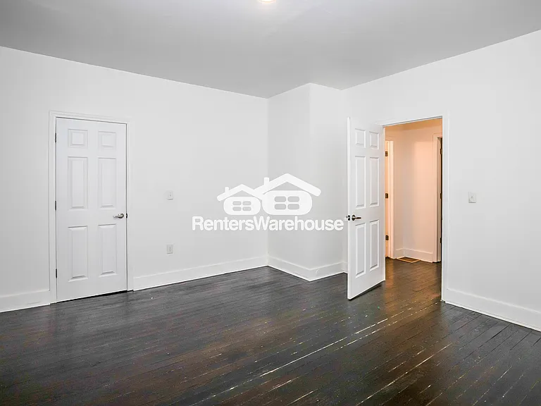 1322 Yecker Ave — Photo 2