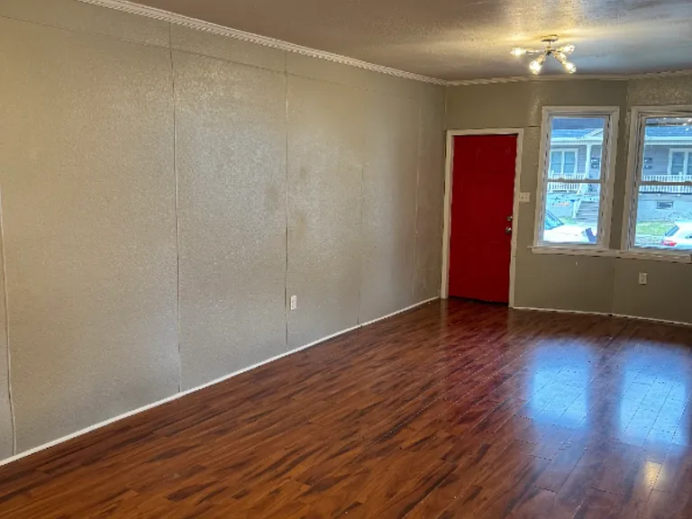 90 Carlisle St #90 — Photo 10