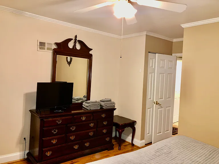 1599 Idlehour Dr — Photo 35