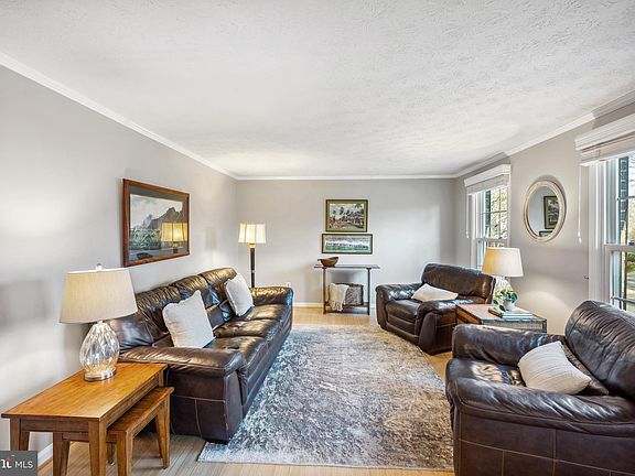 4th image of 10655 John Ayres Dr