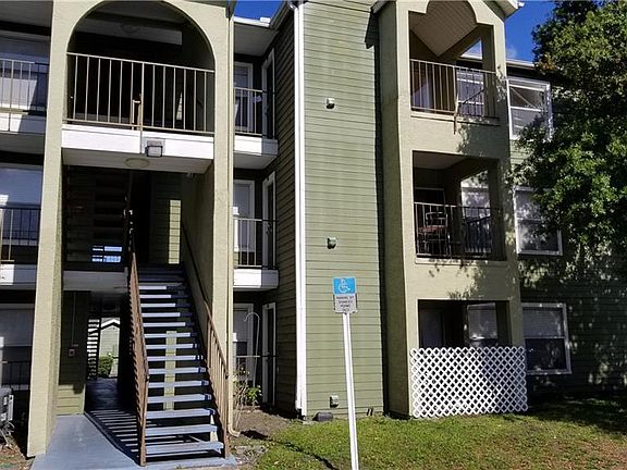 3rd image of 4728 Walden Cir #28