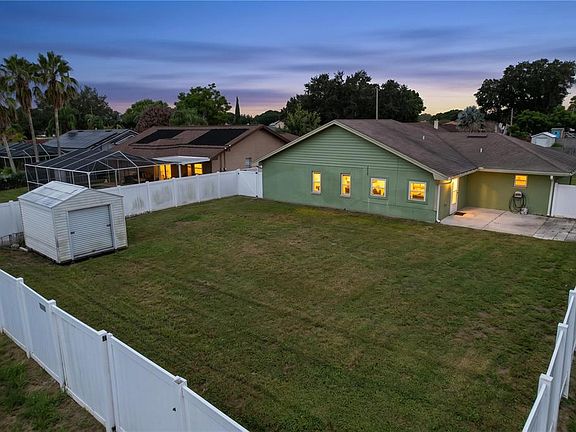 2nd image of 840 Arietta Cir