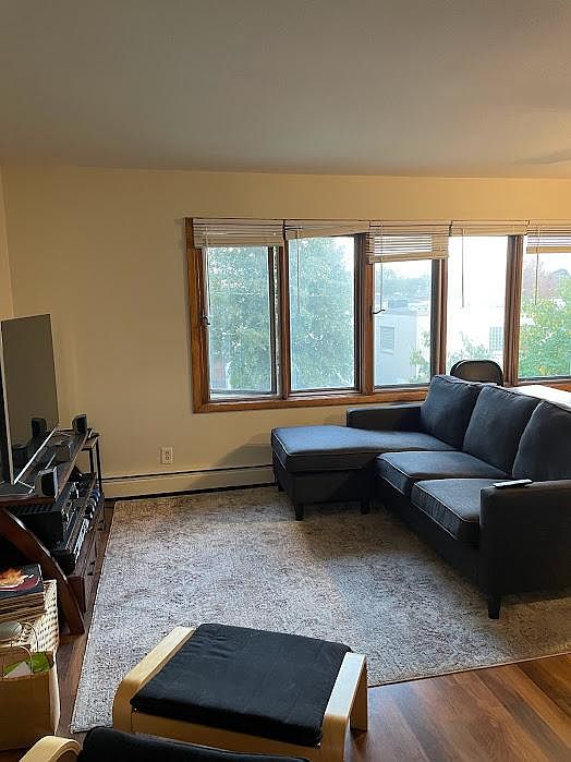 1st image of 2932 34th Ave S
