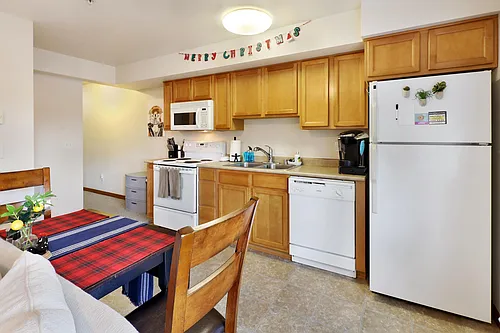 2020 Taylor Ave Photo 1
