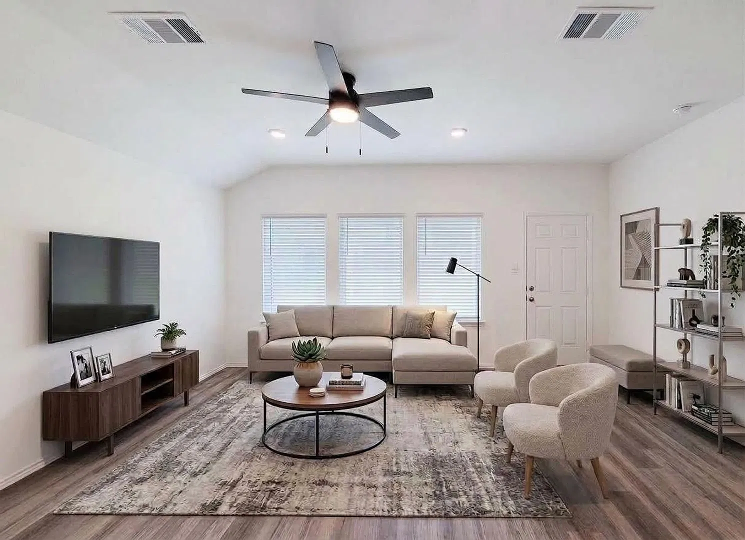 Welcome to this charming one-story home offering 4 bedrooms and 2 full bathrooms with a comfortab... — Photo 3