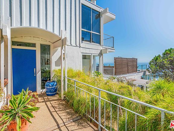2nd image of 18125 Coastline Dr APT E
