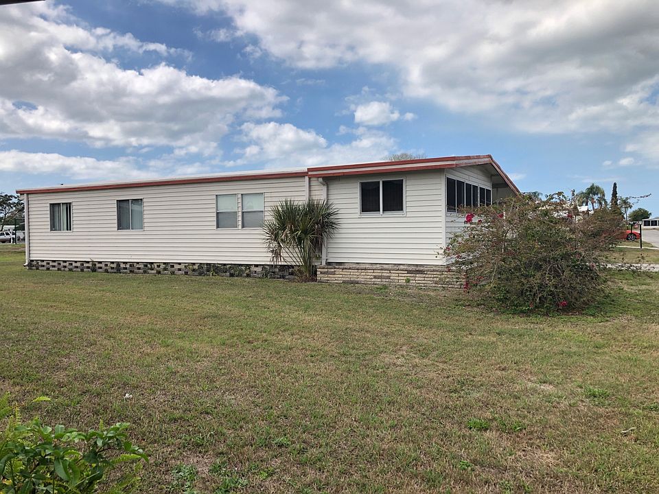 1st image of 2962 Bay Aristocrat Dr