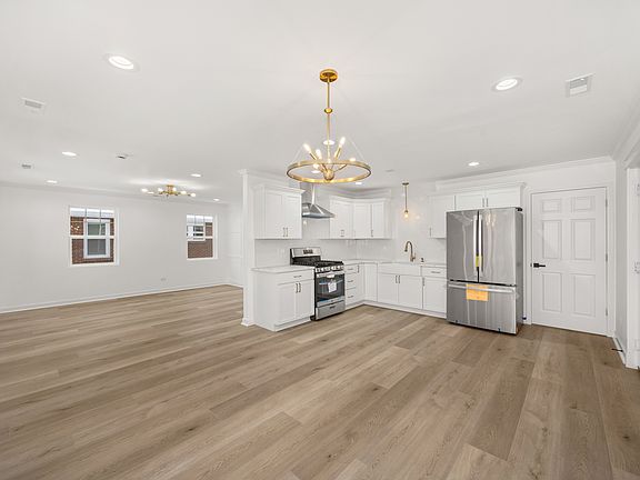 5th image of 813 Audrey Ave