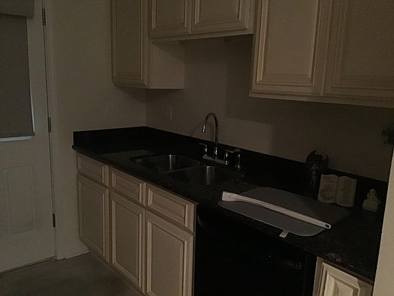 5th image of 3300 Stacie Dr