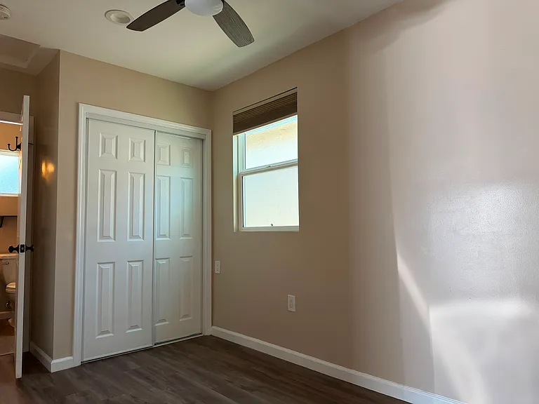6505 White Oak Ave — Photo 11