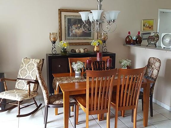 3rd image of 1480 Dandelion Dr