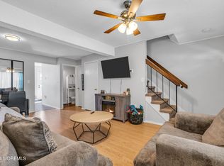 884 Cindy Ct, Brick, NJ 08724