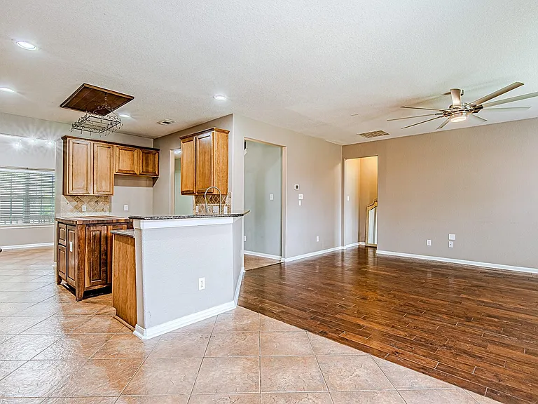 7507 Trail Holw — Photo 15