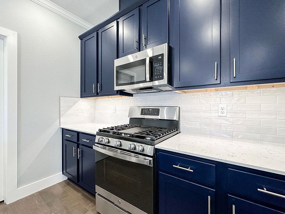 1st image of 4401 W Bronco Dr #1