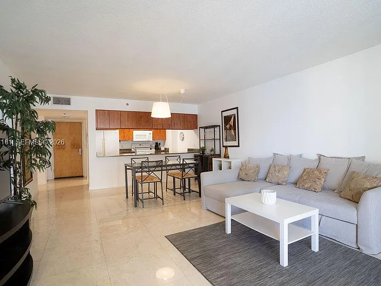 1200 Brickell Bay Dr #2806 — Photo 10