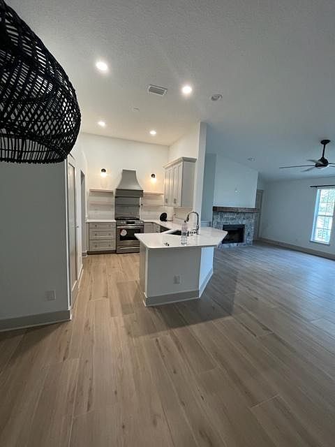 1st image of 28 Jardin De Mer Pl #28