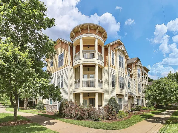 4162 Walker Rd, Charlotte, NC 28211